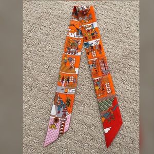 Hermès 100% silk orange twilly
